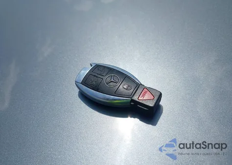 2017 Mercedes-Benz Glc 300 4Matic из США, поврежденный, VIN WDC0G4KB6HV011837